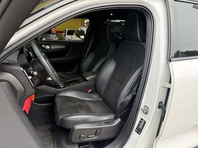 VOLVO富豪 XC40 B5  第8張相片