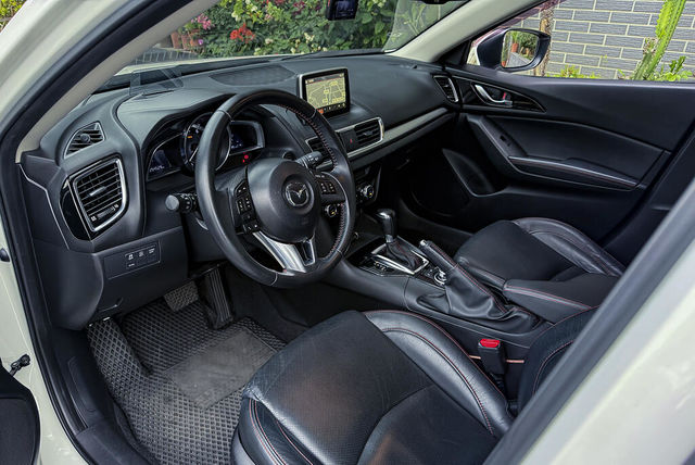 MAZDA馬自達 MAZDA 3  第5張相片