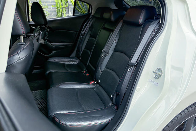 MAZDA馬自達 MAZDA 3  第12張相片