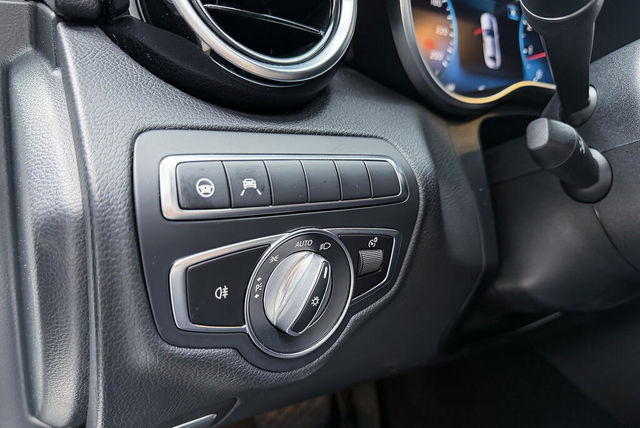 M-BENZ賓士 C200  第6張相片