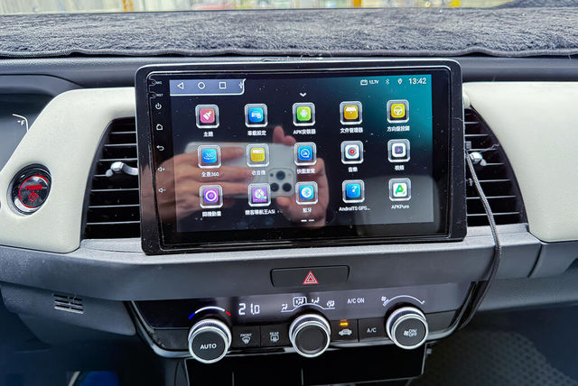 HONDA本田 FIT  第9張相片