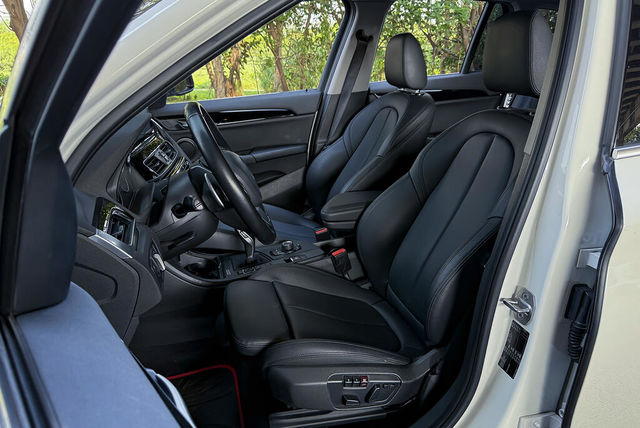 BMW寶馬 X1  第9張相片