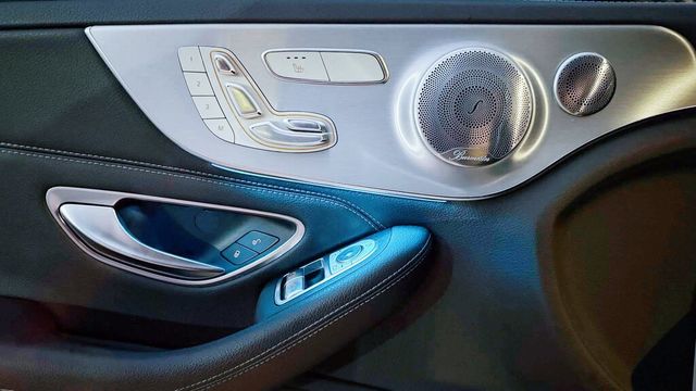 M-BENZ賓士 C300 COUPE  第4張相片