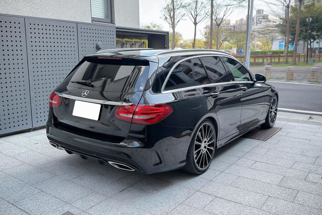 M-BENZ賓士 C250  第2張相片
