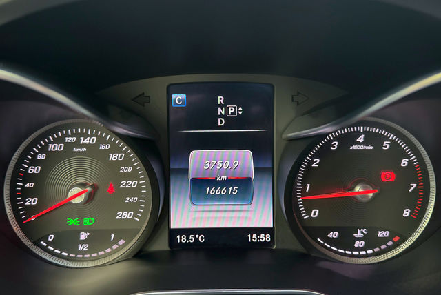 M-BENZ賓士 C250  第7張相片