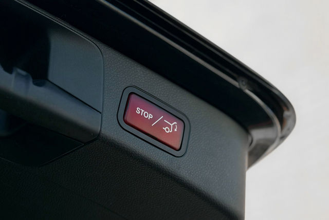 M-BENZ賓士 C250  第12張相片