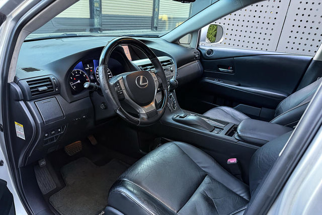 LEXUS凌志 RX270  第4張相片