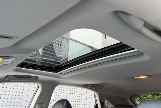 LEXUS凌志 RX270  第10張相片