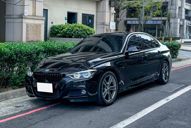 BMW寶馬 320I M SPORT  第1張相片
