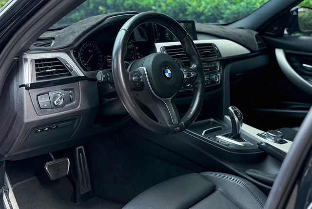 BMW寶馬 320I M SPORT  第6張相片