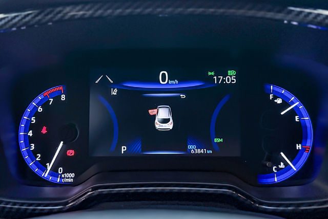 TOYOTA豐田 COROLLA SPORT  第4張相片