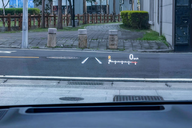 TOYOTA豐田 COROLLA SPORT  第5張相片