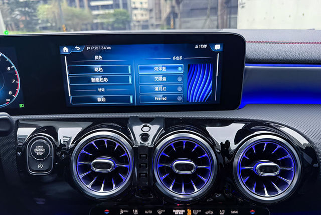 M-BENZ賓士 CLA250  第14張相片