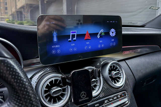 M-BENZ賓士 C300  第9張相片