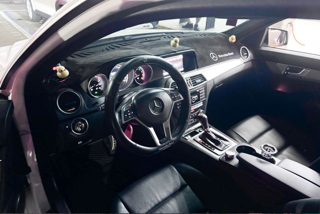 M-BENZ賓士 C250  第3張相片