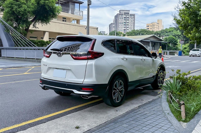 HONDA本田 CR-V  第2張相片