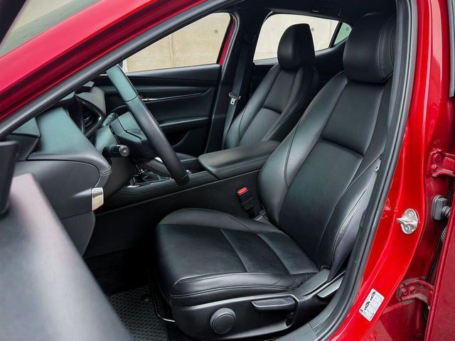 MAZDA馬自達 MAZDA 3  第12張相片