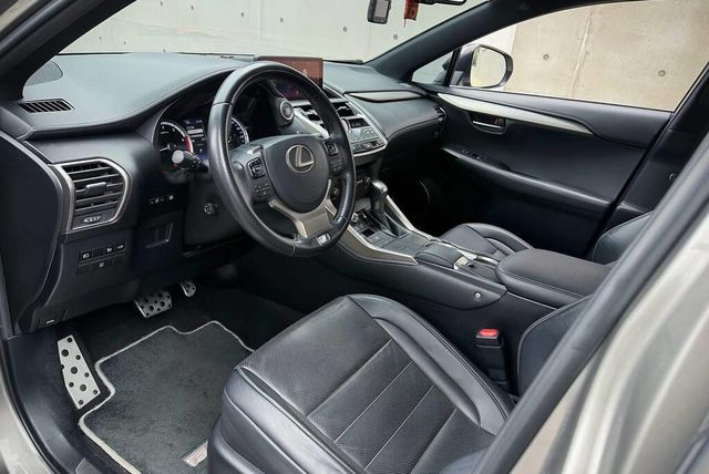 LEXUS凌志 NX300  第7張相片