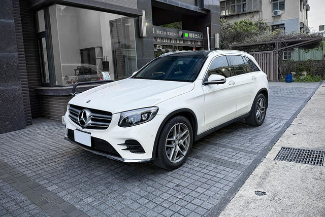 M-BENZ賓士 GLC220D  第1張相片