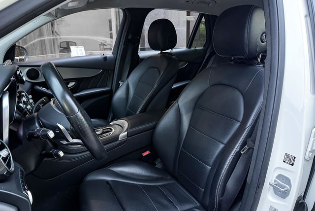 M-BENZ賓士 GLC220D  第10張相片