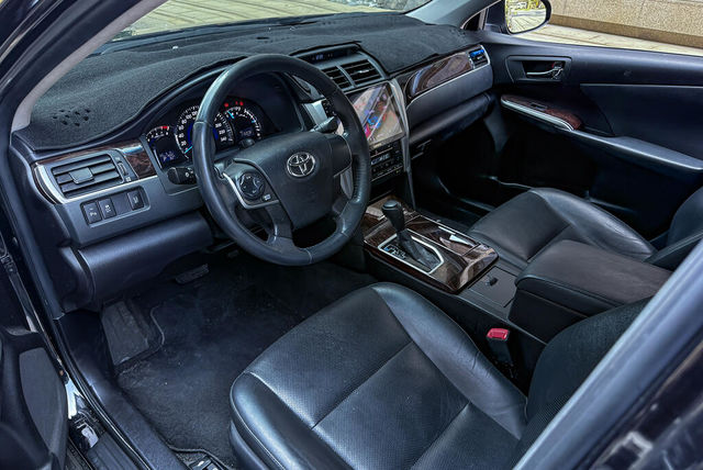 TOYOTA豐田 CAMRY  第5張相片