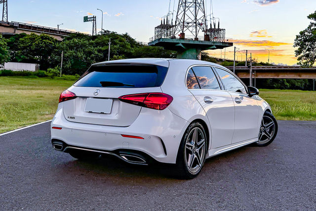 M-BENZ賓士 A180  第2張相片