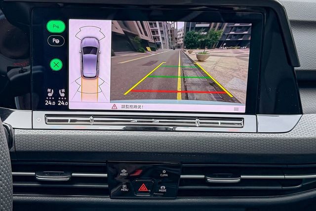 VOLKSWAGEN福斯 GOLF GTI  第9張相片