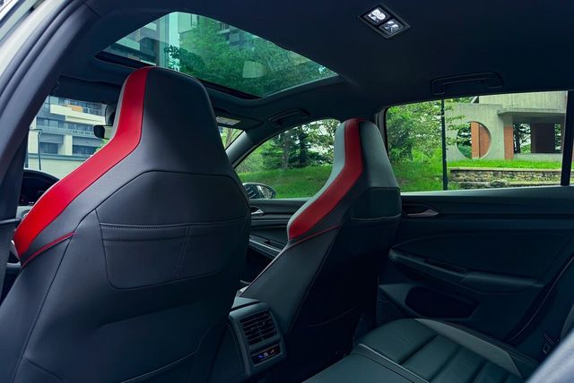 VOLKSWAGEN福斯 GOLF GTI  第11張相片