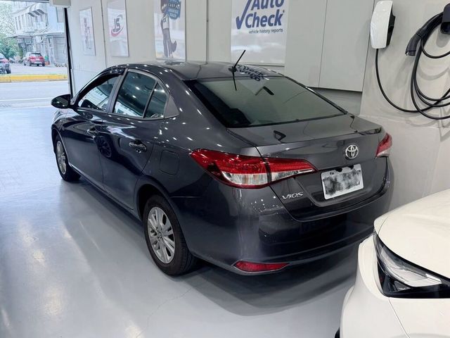 TOYOTA豐田 VIOS  第2張相片
