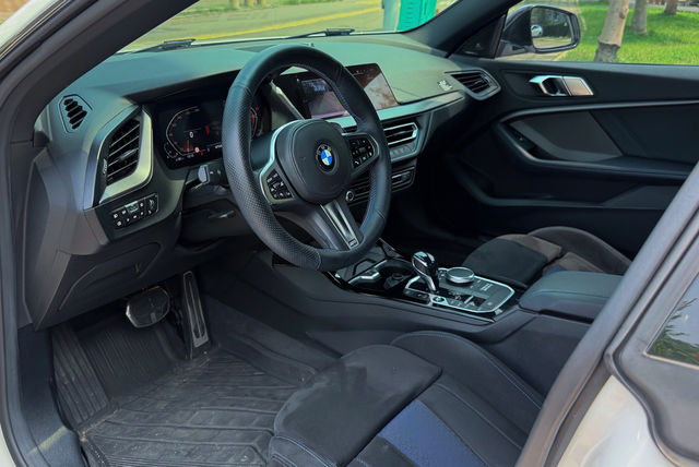 BMW寶馬 220I M SPORT  第4張相片