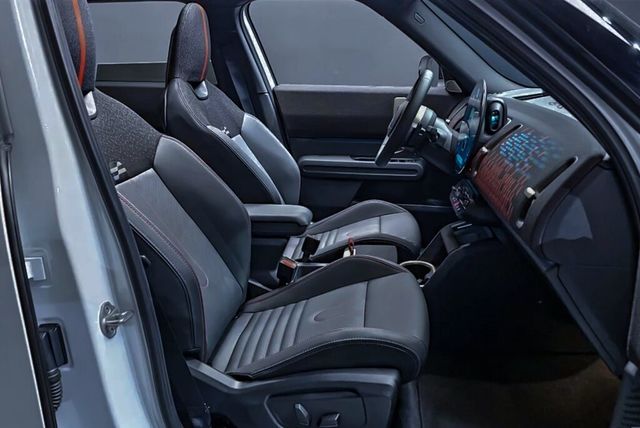 MINI迷你 COUNTRYMAN JCW  第13張相片