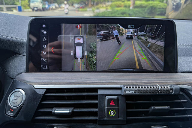 BMW寶馬 X3  第9張相片