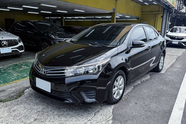 TOYOTA豐田 ALTIS  第1張相片
