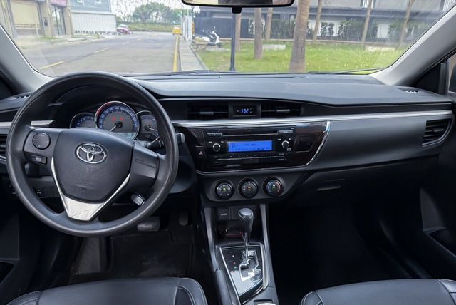 TOYOTA豐田 ALTIS  第5張相片