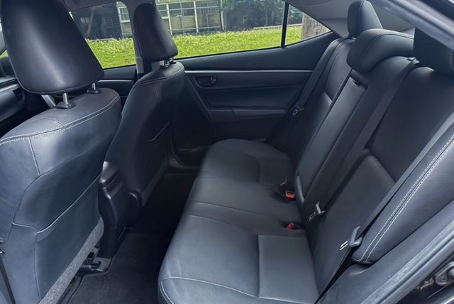 TOYOTA豐田 ALTIS  第6張相片