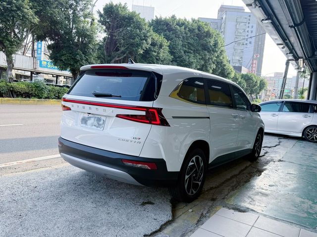 HYUNDAI現代 CUSTIN  第2張相片
