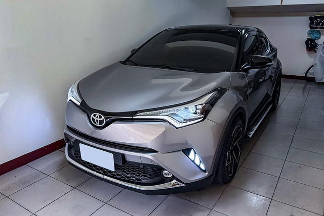 TOYOTA豐田 C-HR  第1張相片