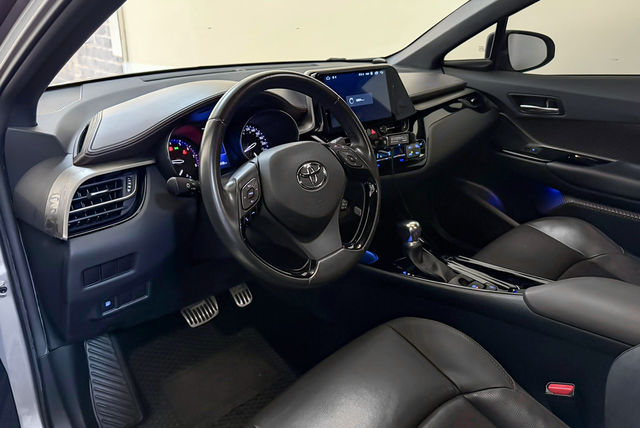 TOYOTA豐田 C-HR  第3張相片