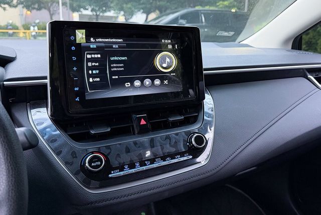 TOYOTA豐田 ALTIS  第9張相片