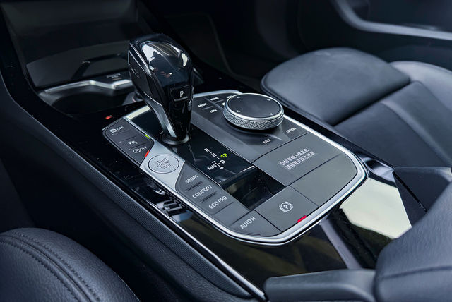 BMW寶馬 218I  第11張相片
