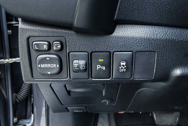 TOYOTA豐田 ALTIS  第6張相片