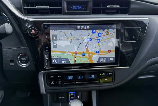 TOYOTA豐田 ALTIS  第10張相片