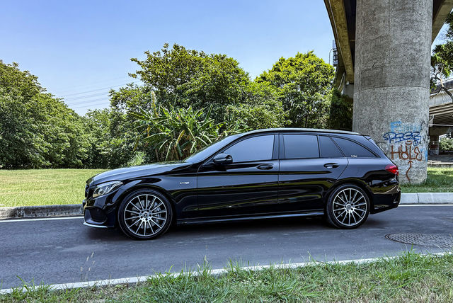M-BENZ賓士 C43 AMG  第3張相片