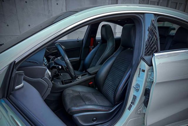 M-BENZ賓士 CLA250  第7張相片