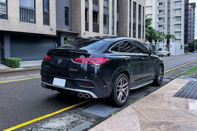 M-BENZ賓士 GLE53 AMG  第2張相片