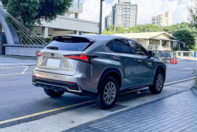 LEXUS凌志 NX200  第2張相片