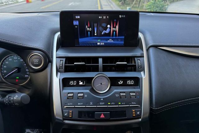 LEXUS凌志 NX200  第8張相片