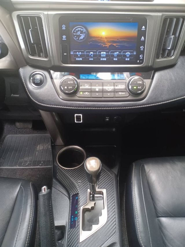 TOYOTA豐田 RAV4  第4張相片