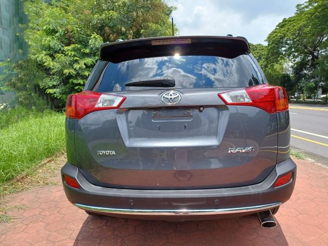 TOYOTA豐田 RAV4  第8張相片