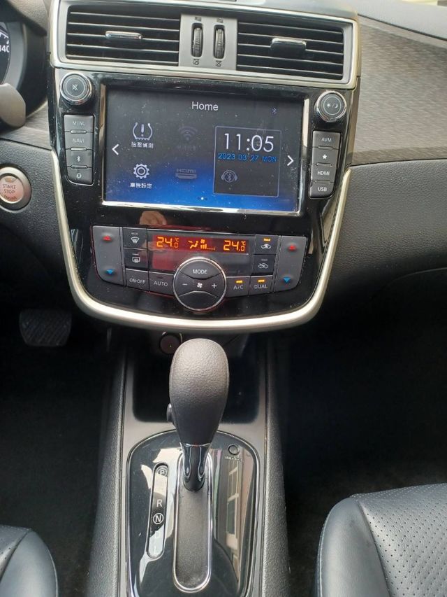 NISSAN日產 TIIDA  第15張相片